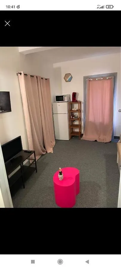 Le Studio Hotel Barjols 0*,  France